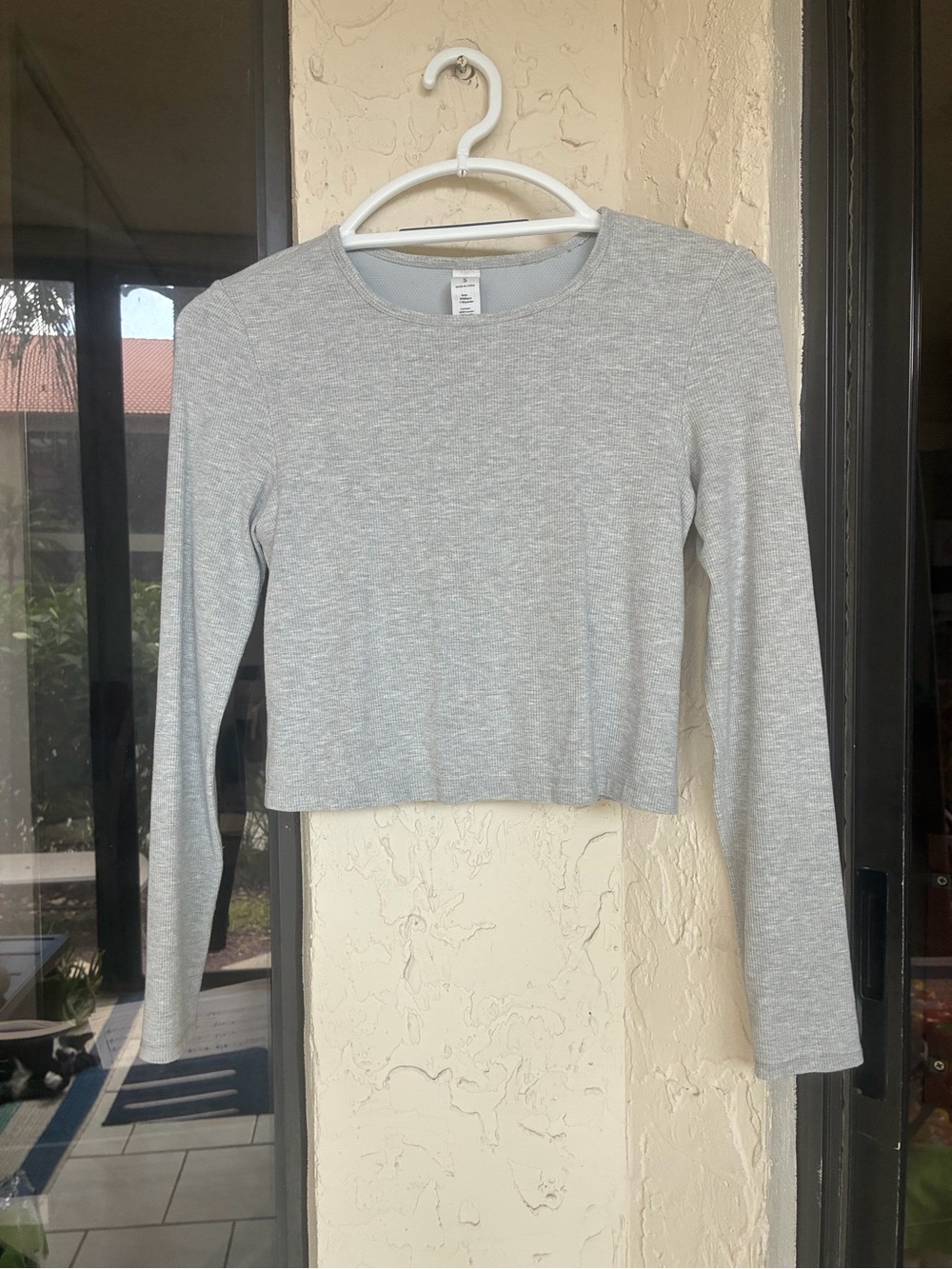 Yogalicious Heavenly Rib Tara Cropped Long Sleeve Top - Size S (Heather Grey)